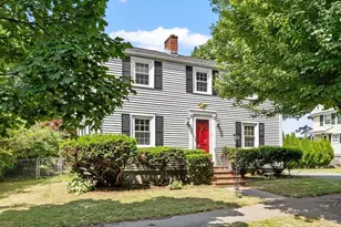 15 Maple St, Salem, MA 01970 - Photo 1