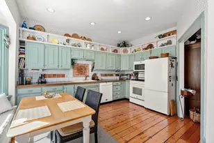 31 Mead St, Boston, MA 02129 - Photo 1