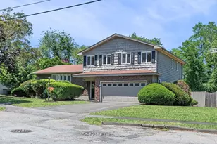 24 Gerald Rd, Marblehead, MA 01945 - Photo 1