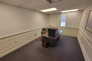 6 Courthouse Ln, Chelmsford, MA 01824 - Photo 1