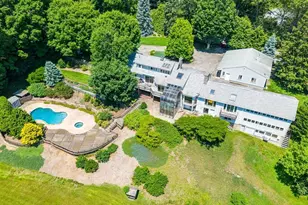 32 Everett St, Sherborn, MA 01770 - Photo 1