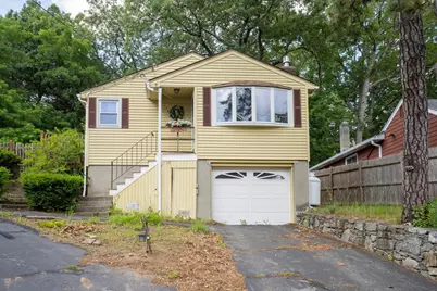 164 Lakeshore Dr, Marlborough, MA 01752 - Photo 1