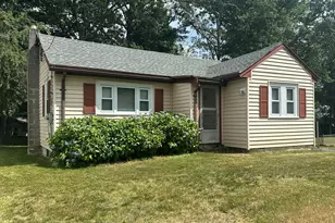 42 Dale Rd, Holbrook, MA 02343 - Photo 1
