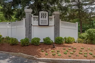 109 Bradford Commons Ln, Braintree, MA 02184 - Photo 1