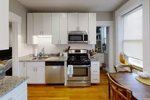 9 Greenway Ct, Brookline, MA 02446 - Photo 1