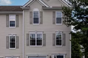 61 Tulip Cir, Grafton, MA 01560 - Photo 1