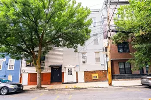 8 Everett St, Boston, MA 02128 - Photo 1