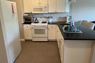 559 Willard St, Quincy, MA 02170 - Photo 1