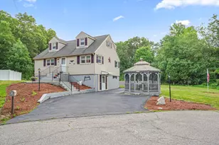 18 Jackie Dr, Millbury, MA 01527 - Photo 1