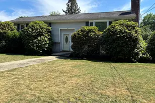 10 4th St, Wakefield, MA 01880 - Photo 1