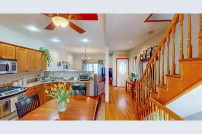 4 Kemble Pl #SFR, Boston, MA 02127 - Photo 1
