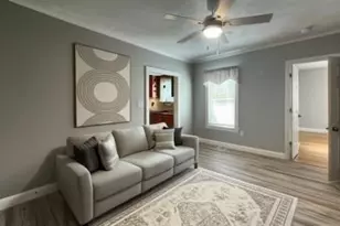 134 Peck, Franklin, MA 02038 - Photo 1