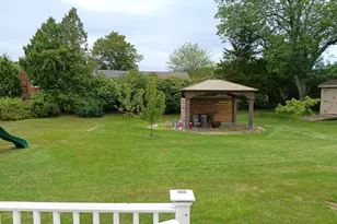 32 Paulson Dr, West Springfield, MA 01089 - Photo 1