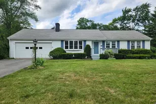 19 Sunset Dr, Northborough, MA 01532 - Photo 1