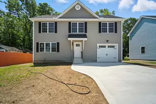 11 Jennings St, Springfield, MA 01119 - Photo 1
