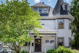 7 Dana St, Brookline, MA 02445 - Photo 1