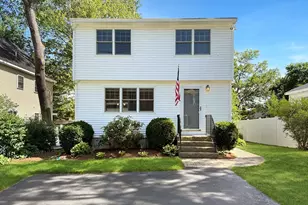 31 6th Ave, Chelmsford, MA 01863 - Photo 1