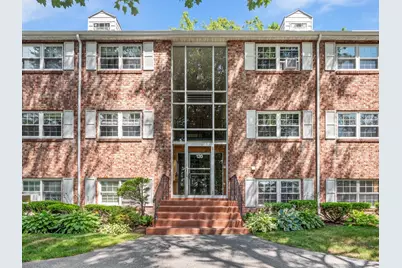 120 Edgelawn Ave #9, North Andover, MA 01845 - Photo 1