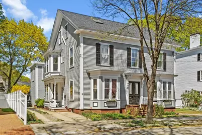 8 Parsons St, Newburyport, MA 01950 - Photo 1