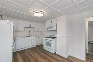 18 Rantoul St, Beverly, MA 01915 - Photo 1