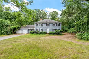 10 Tallard Rd, Westford, MA 01886 - Photo 1