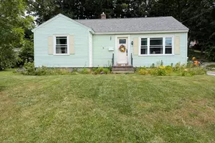 17 Daley St, Leominster, MA 01453 - Photo 1
