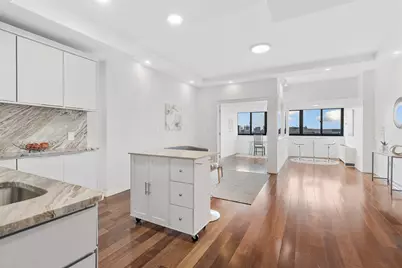 2 Hawthorne Pl #17C, Boston, MA 02114 - Photo 1