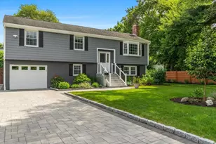 134 Beacon Hill Blvd, North Andover, MA 01845 - Photo 1