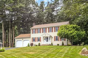 7 Trafalgar Ln, Walpole, MA 02081 - Photo 1