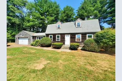 130 Franklin St #1, East Bridgewater, MA 02333 - Photo 1