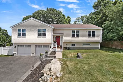 95 Maplewood Rd, Lynn, MA 01904 - Photo 1