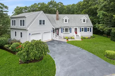 15 Dublin Dr, Plymouth, MA 02360 - Photo 1