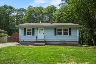 2 Hingham Rd, Worcester, MA 01606 - Photo 1