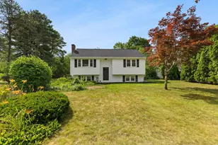 37 Roxanne Square, North Attleboro, MA 02760 - Photo 1