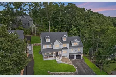 9 Steele St, Stoneham, MA 02180 - Photo 1