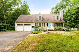 28 Birch Dr, Petersham, MA 01366 - Photo 1