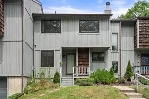 24 Meadowbrook Ln, Palmer, MA 01069 - Photo 1