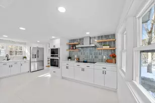 44 Abington St, Hingham, MA 02043 - Photo 1