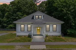 730 Salem St, Groveland, MA 01834 - Photo 1