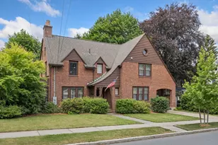94 Lincoln, Melrose, MA 02176 - Photo 1