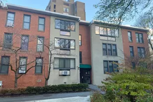 10 Juniper St, Brookline, MA 02445 - Photo 1