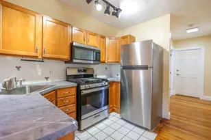 2A Hazel St, Salem, MA 01970 - Photo 1