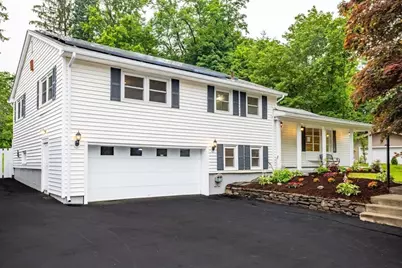 477 Salisbury St, Worcester, MA 01609 - Photo 1