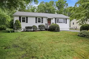 47 Hapgood Rd, Worcester, MA 01605 - Photo 1