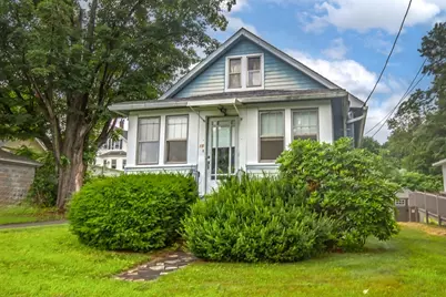 15 Oak St, West Springfield, MA 01089 - Photo 1