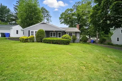 32 Pine Hill Road, Springfield, MA 01118 - Photo 1