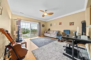 204 Clocktower Dr, Waltham, MA 02452 - Photo 1