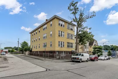 10 Imperial Rd, Worcester, MA 01604 - Photo 1