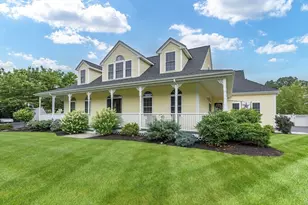 11 Lowe Meadow Ln, North Attleboro, MA 02760 - Photo 1