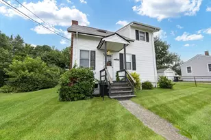55 2nd St, Swansea, MA 02777 - Photo 1